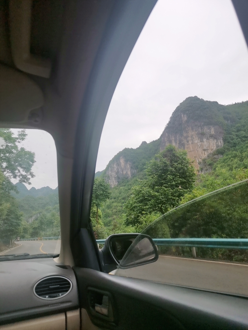 风景真的很美,在车上睡觉也能看风景