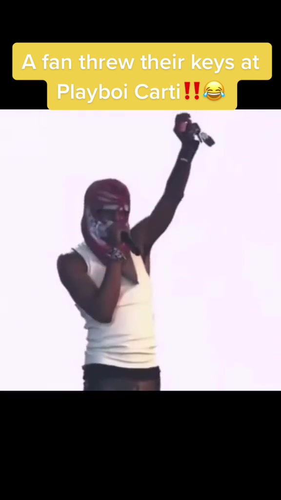 一位粉丝真的把钥匙扔给了