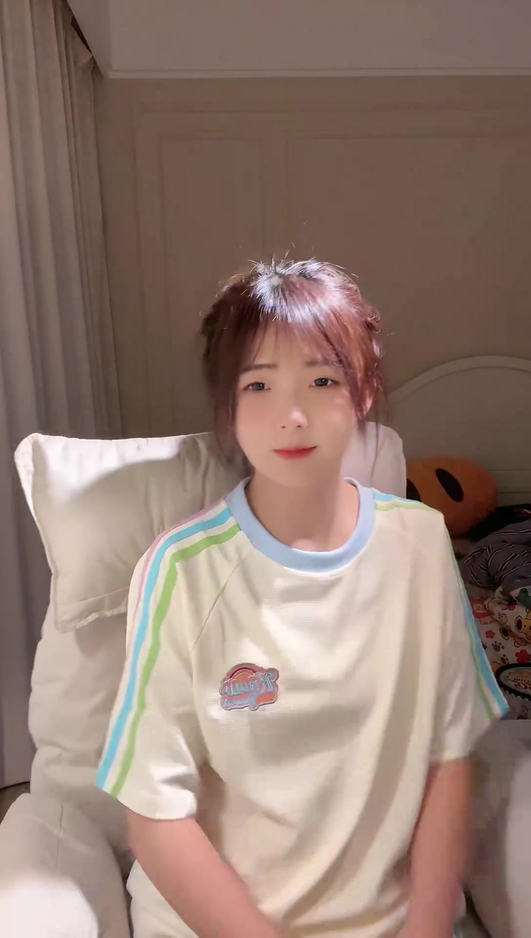 莹莹睡醒了2024-05-15