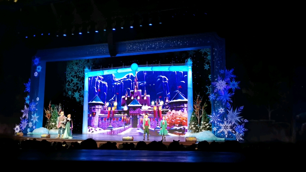 【4k超高清】上海迪士尼林间剧场冰雪奇缘欢唱盛会"let it go"和"into