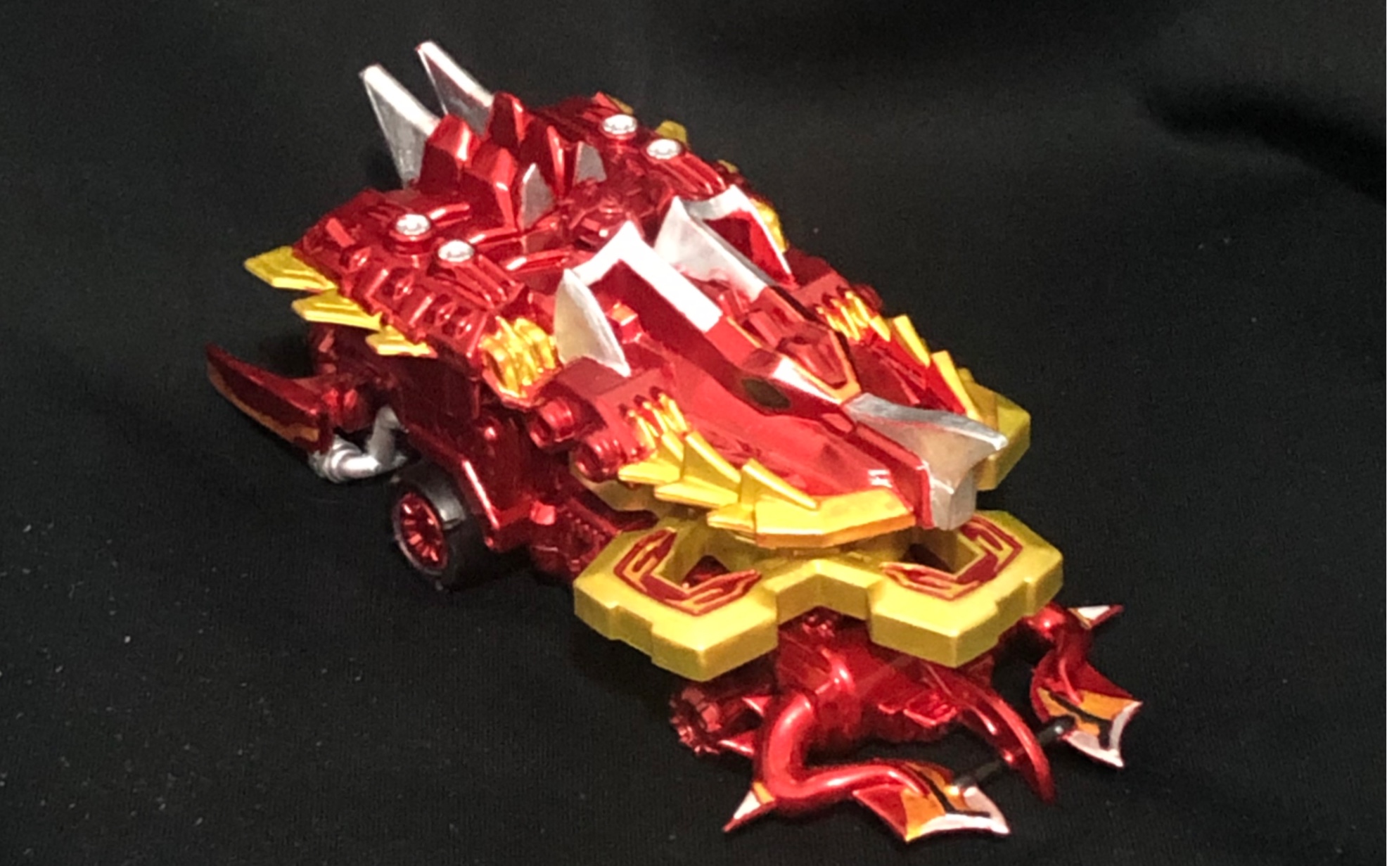 这是你童年记忆中的强化龙战骑吗?铁甲威虫 强化龙战骑 金属色重涂