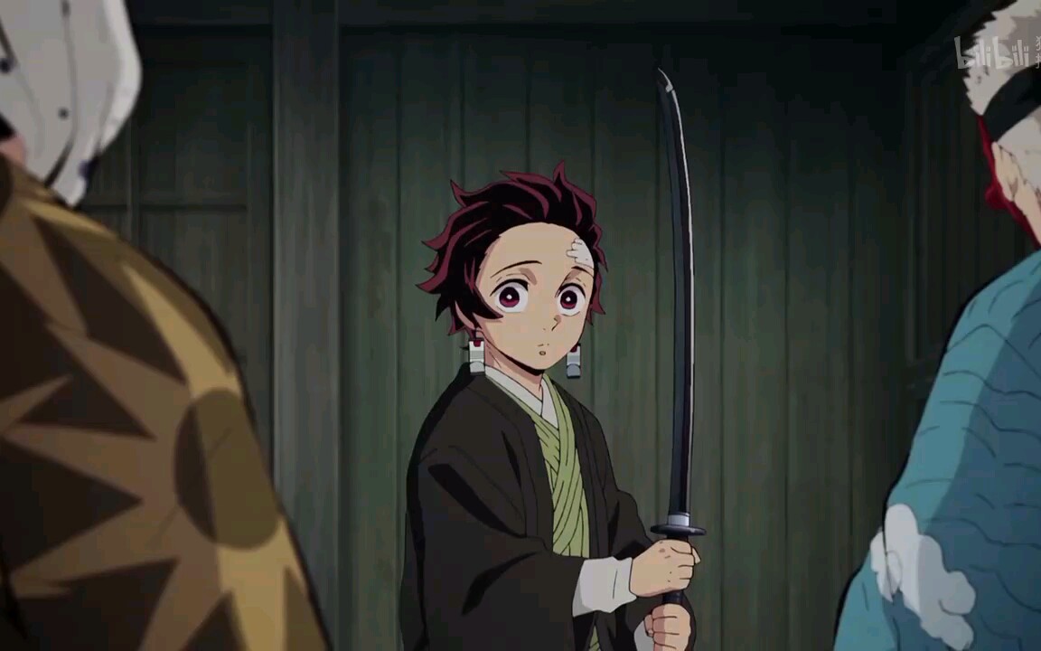 鬼灭之刃炭治郎获得灭鬼武器日轮刀