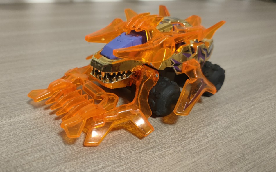 活动作品机甲兽神奥迪双钻正品无双龙神老物展示