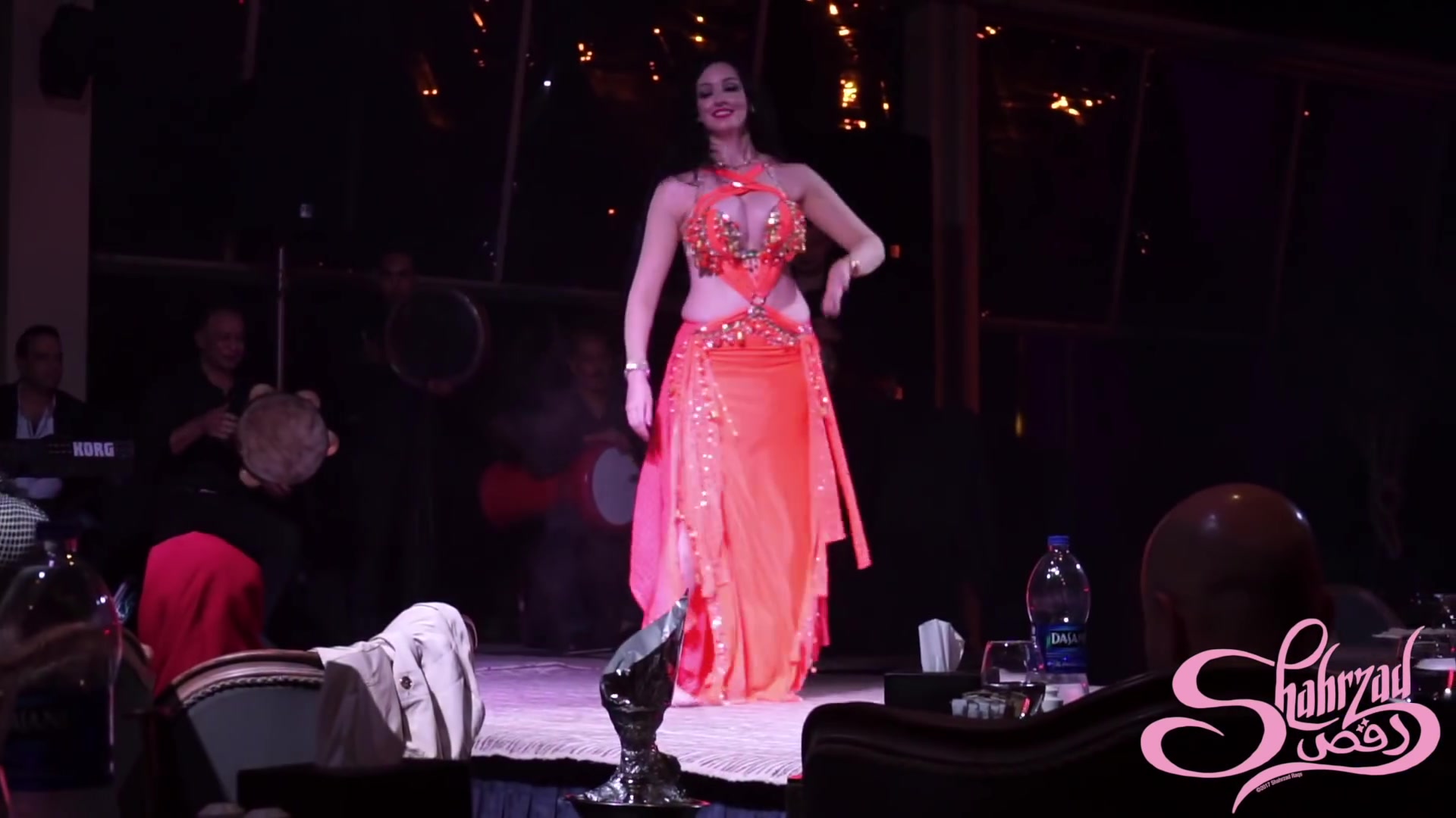 [图]【Shahrzad】Shahrzad performing baladi and tabla live show