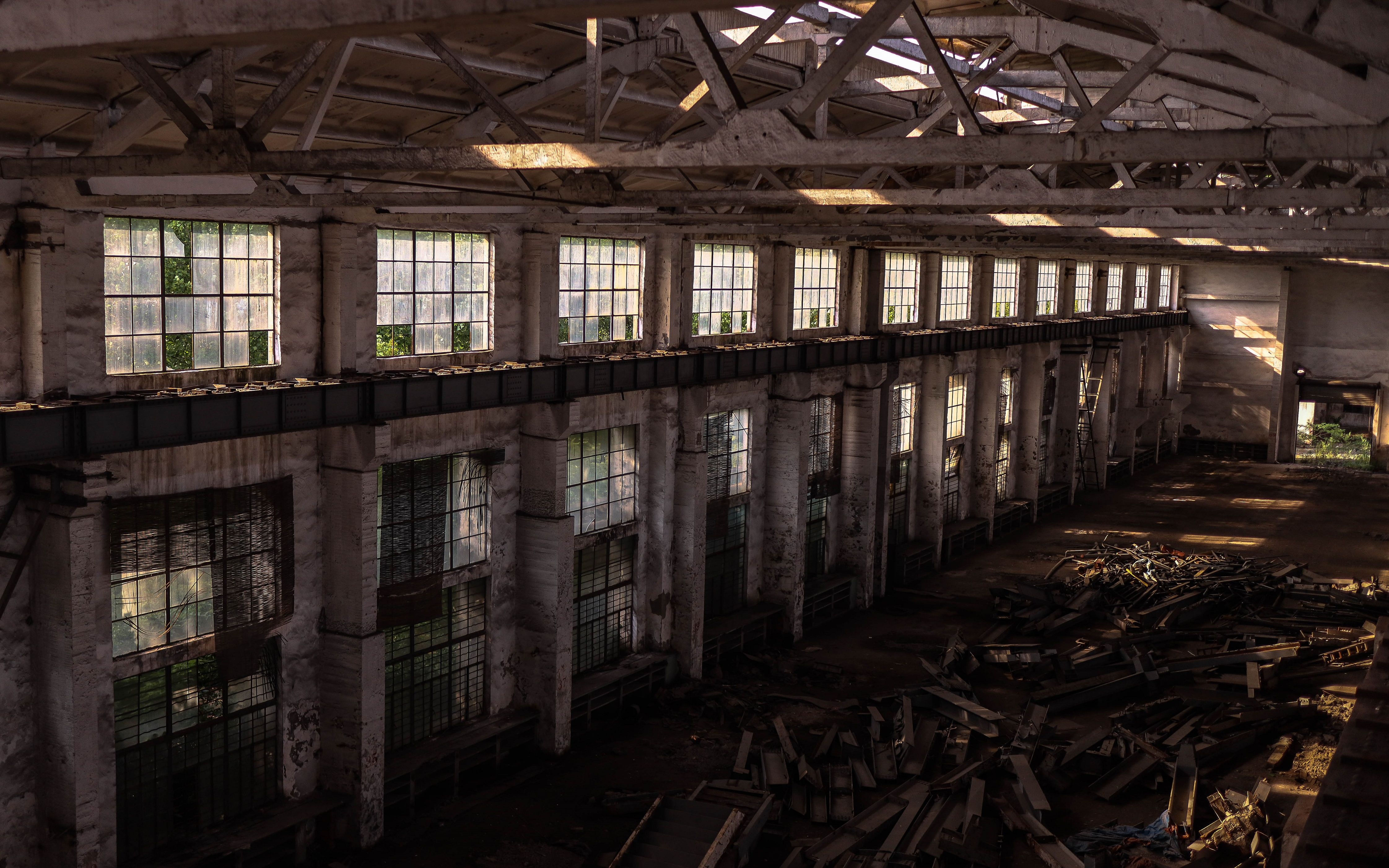 「离职去干嘛」探秘荒废五年的废弃工厂2