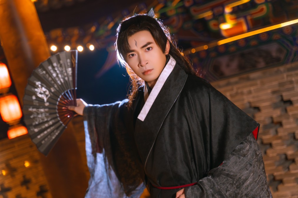 用汉服打开宝莲灯杨戬是怎样的