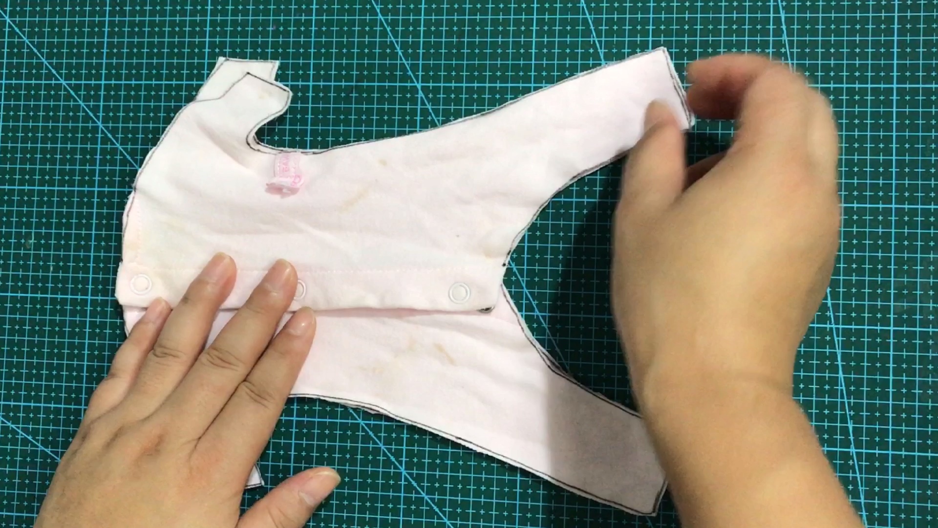 从画图到制作手把手教你给芭比娃娃做连体睡衣