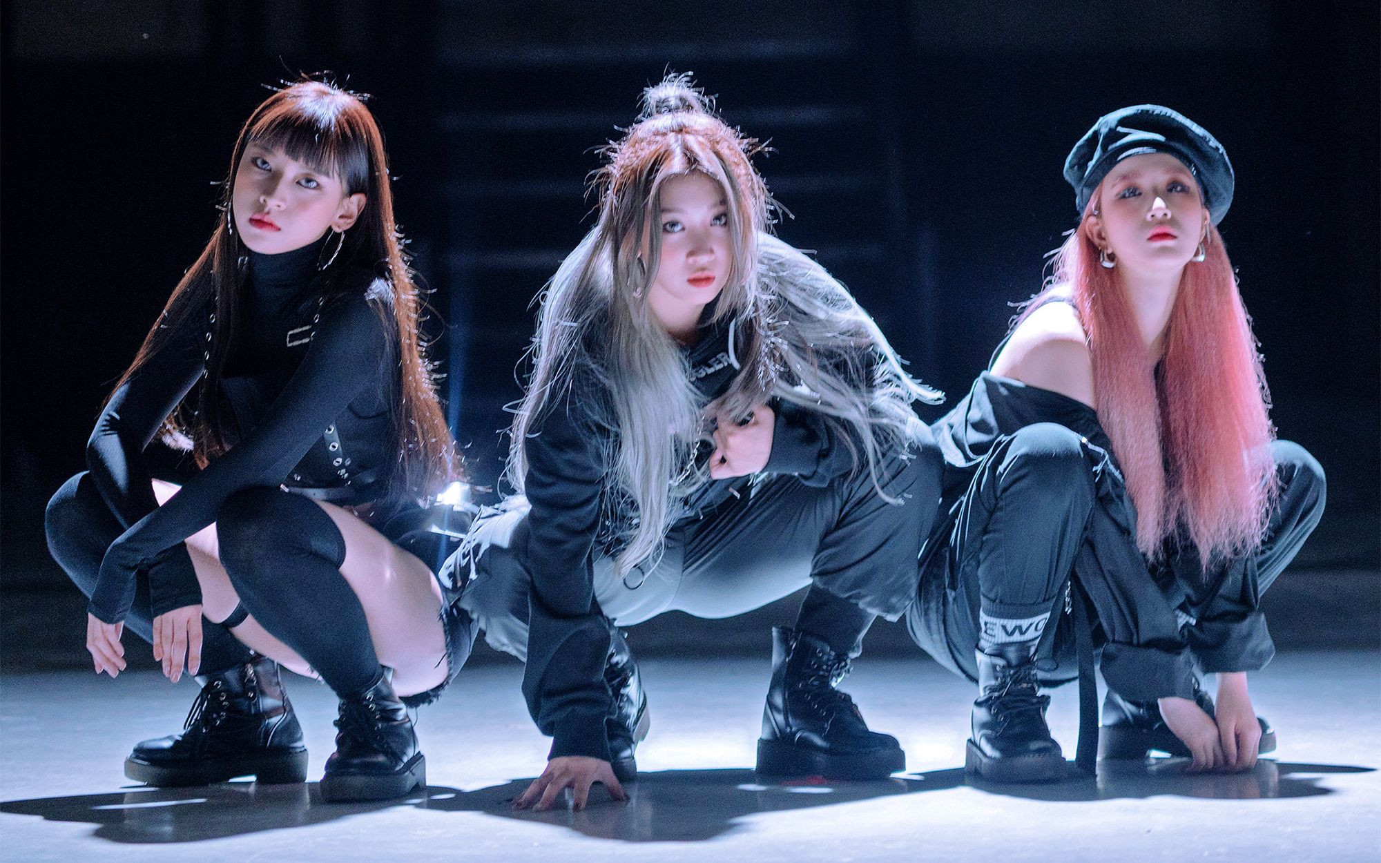 【4k】韩国女团3ye演唱会直拍4k超高清在线观看 韩国3ye-oomm (out of