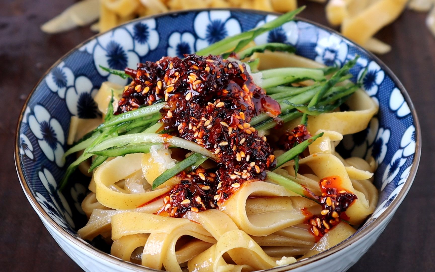 教你用小米做凉皮,陕西特色小吃凉皮的正确做法,方法简单易学