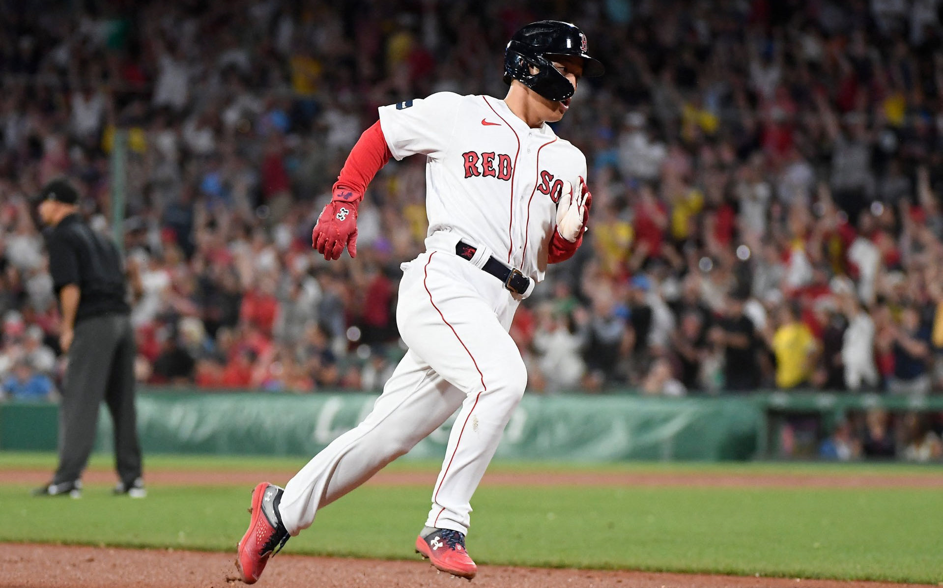 吉田正尚 美职首支三垒打 5支2 20230516