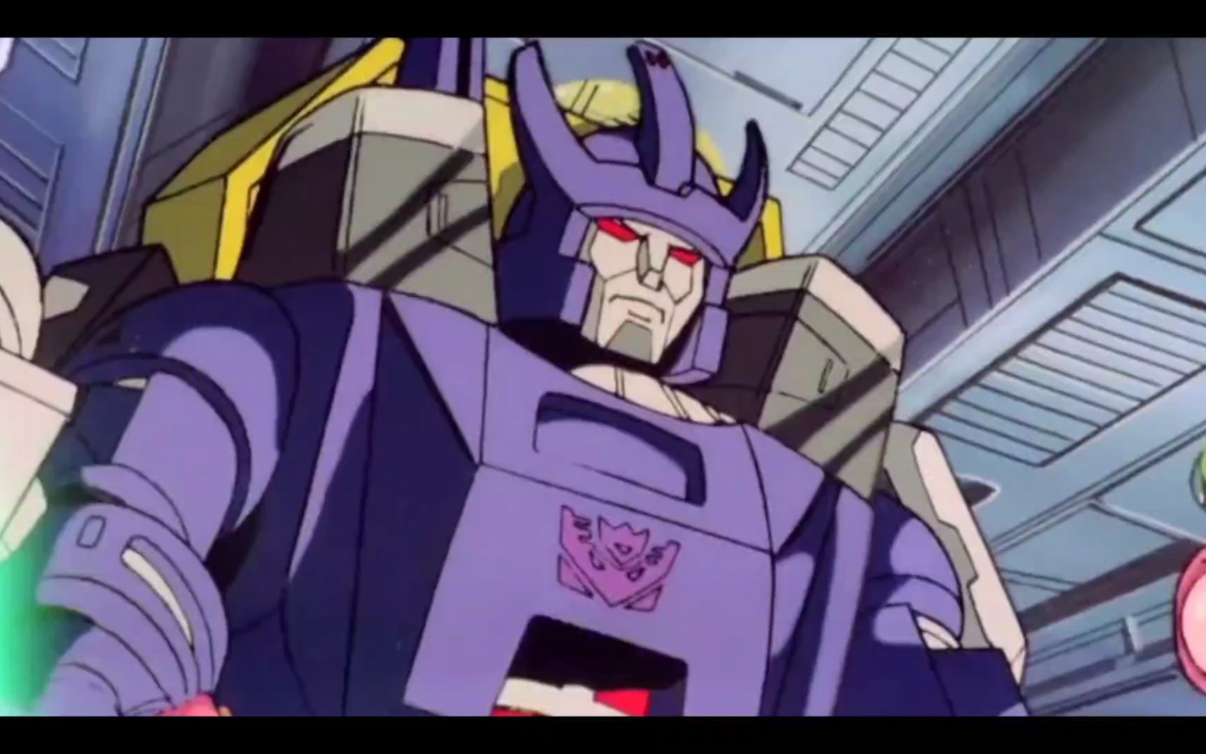 变形金刚大电影惊破天袭击飞船