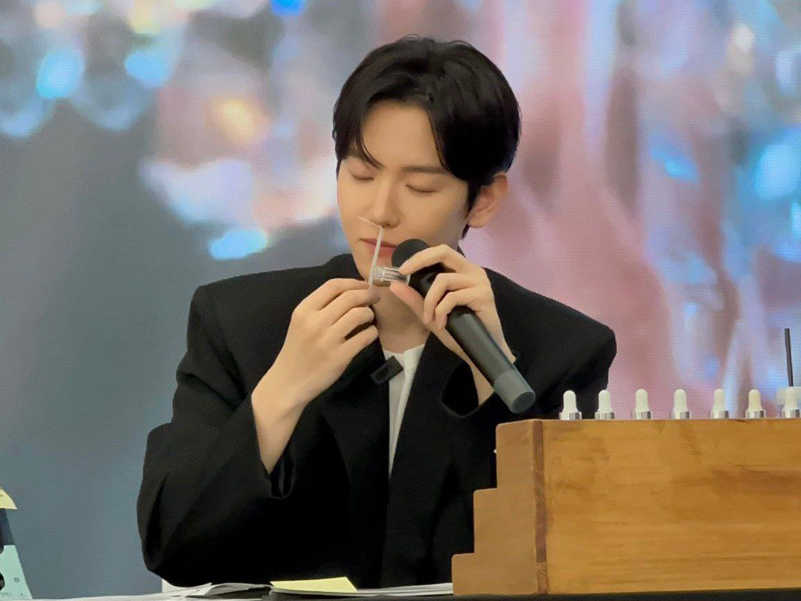 边伯贤241003 香水工坊香水一日班