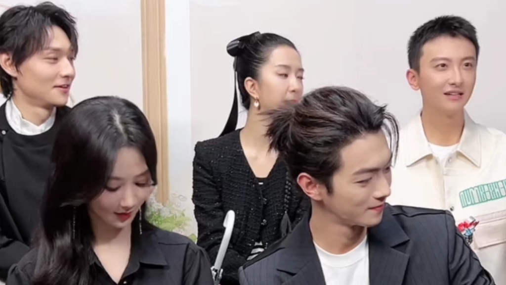 杨紫牛骏峰#承欢记编剧老师下次让他俩有个甜甜的结局吧7815