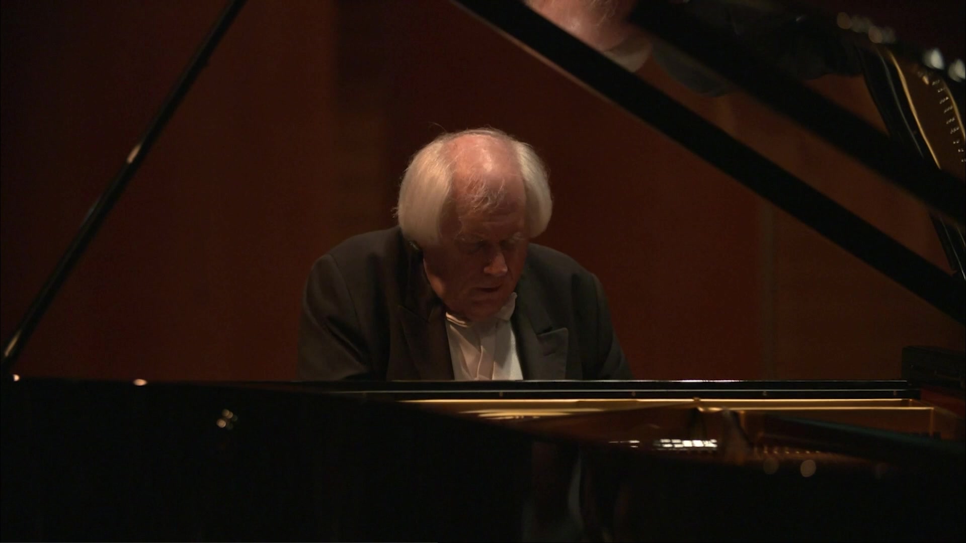 [图]【钢琴】Grigory Sokolov, 贝多芬: C小调钢琴奏鸣曲, Op.111, Beethoven: Piano Sonata in C minor