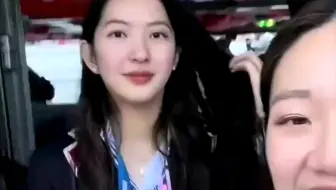 拿库里手机自拍，那库里回家这么解释好呢