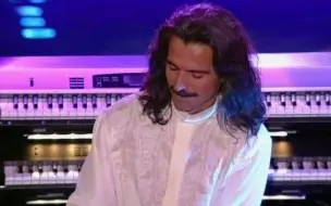 Descargar video: YANNI- Santorini 圣托里尼_1997 北京紫禁城音乐会