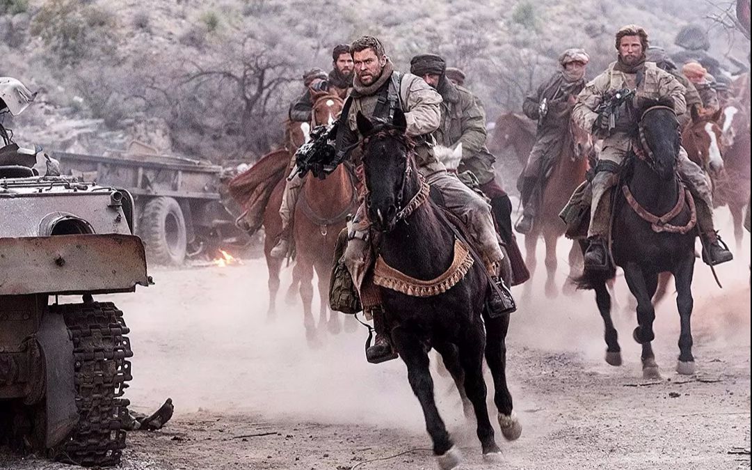 [图]【预告片】【战争/动作】骑兵团 12 Strong（2018）【克里斯海姆斯沃斯】