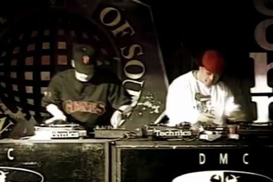 [图]DJ Qbert & Mix Master Mike aka Dream Team - 1993 DMC World DJ Champions