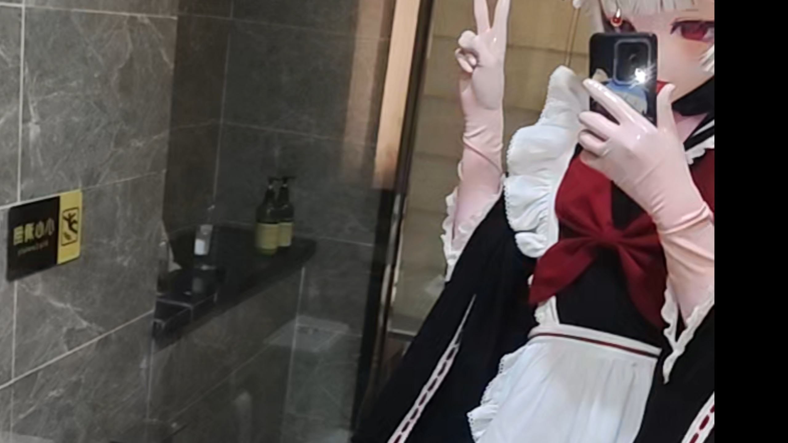 乳胶娃娃腿怎么有些抖，是站不稳了吗?♥️（内部全填充+感官封闭）