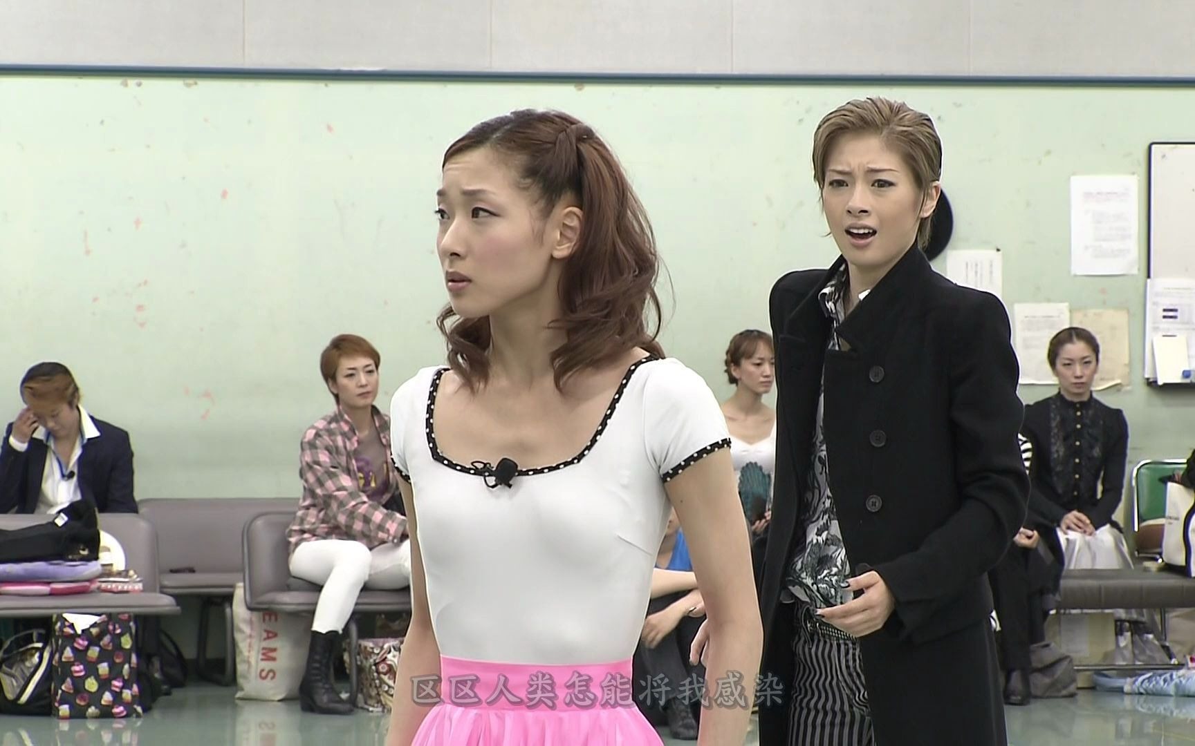 伊丽莎白-爱与死的轮舞-2014 特典