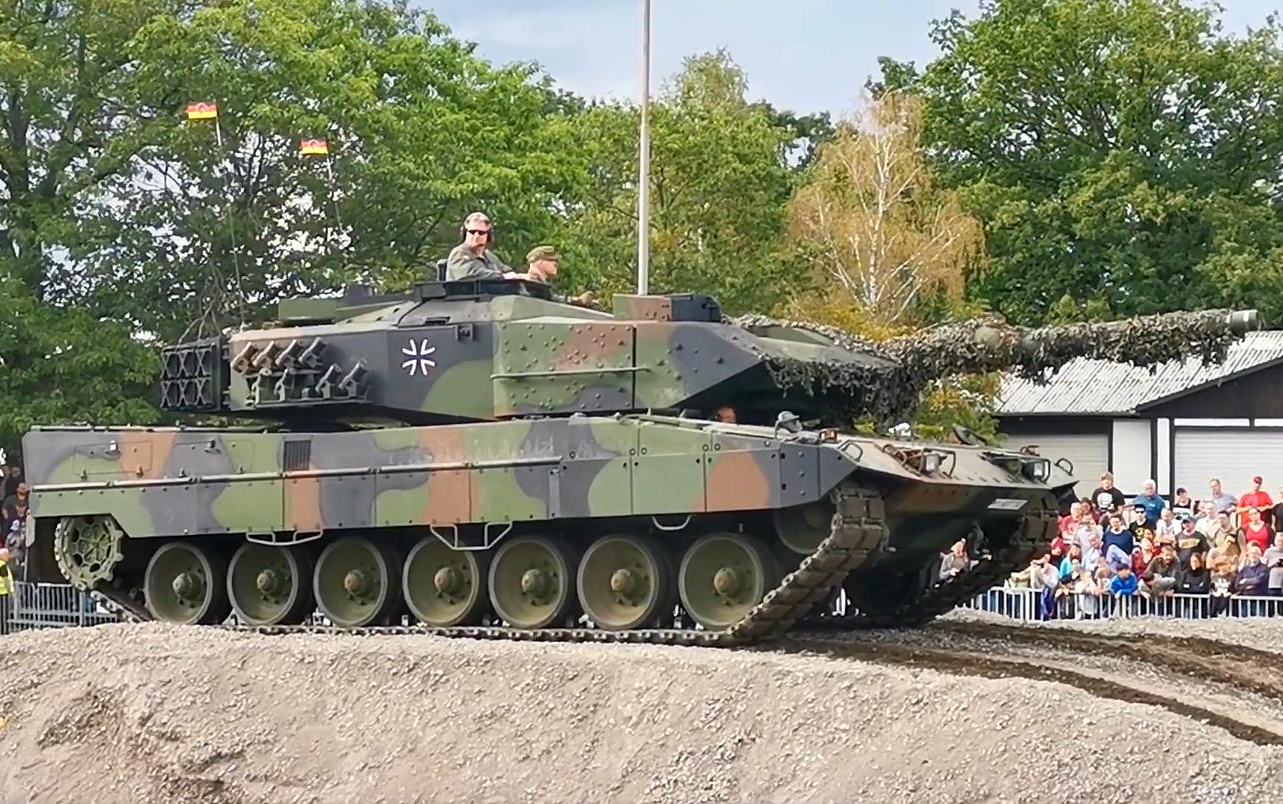 豹2kwsii原型车豹2tvm120199