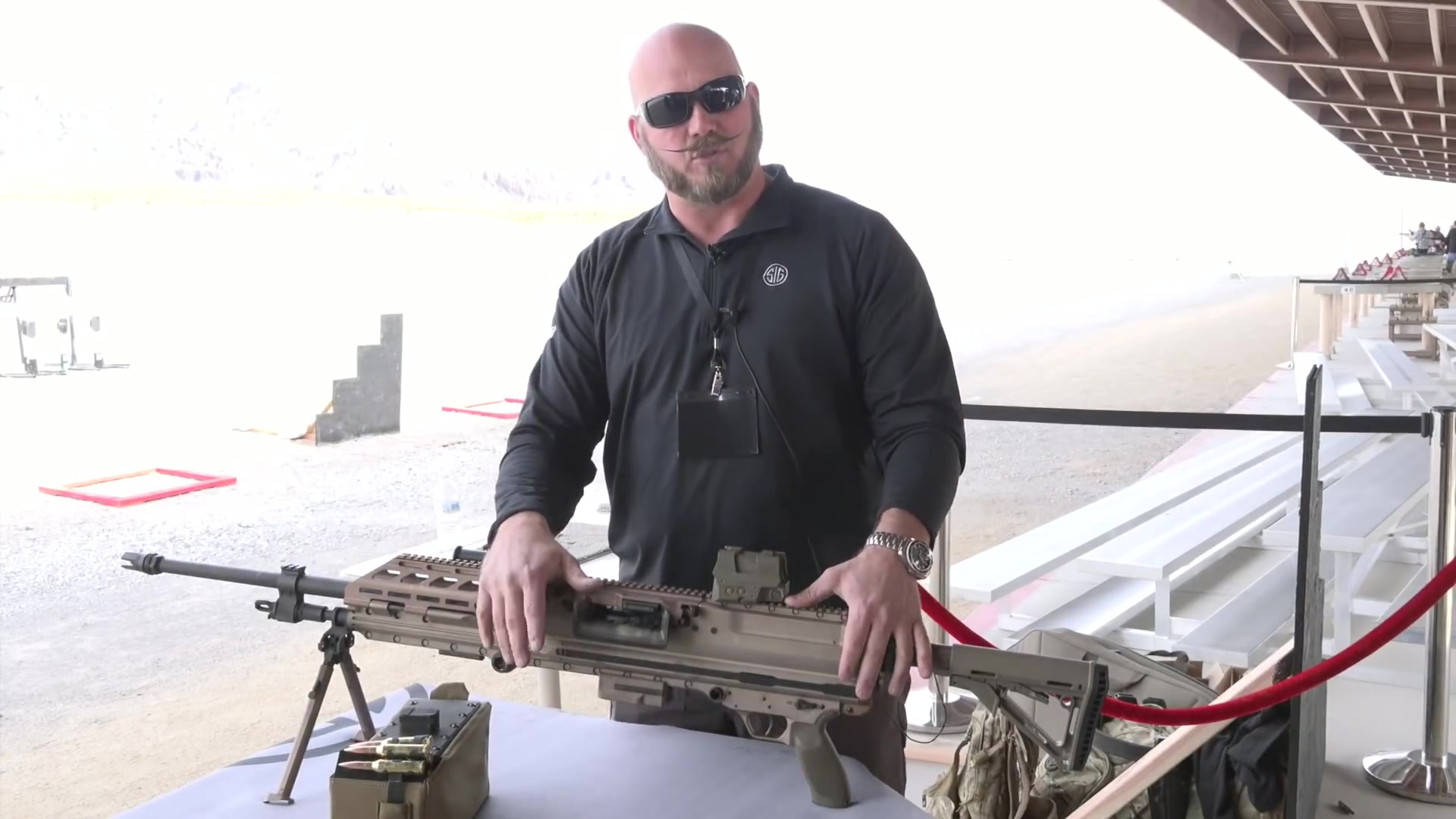 西格绍尔mg338机枪演示视频