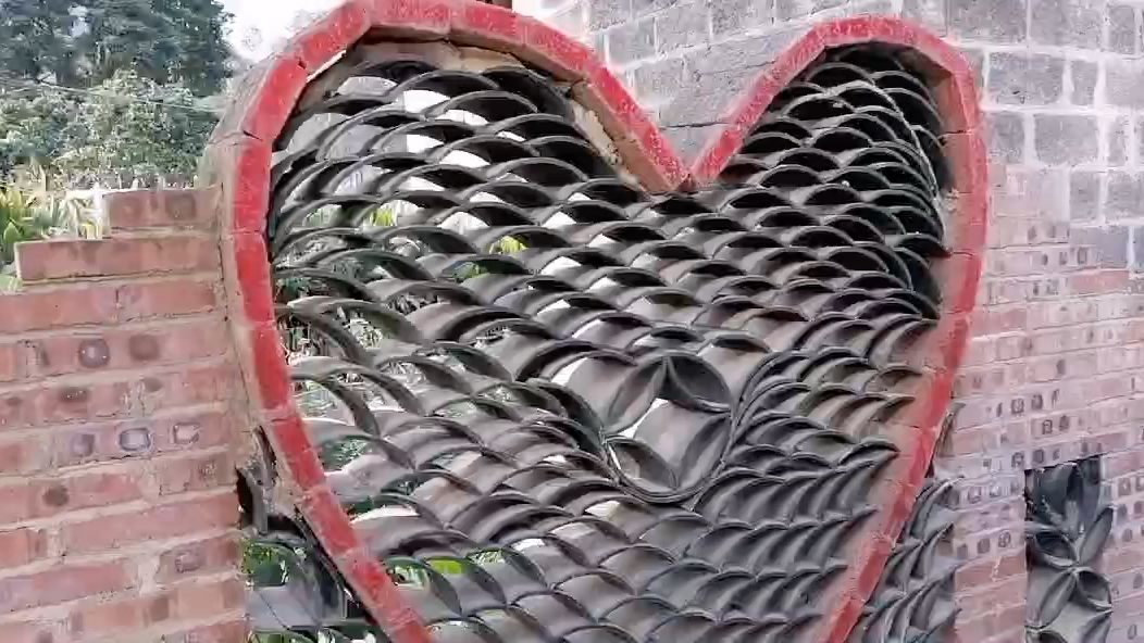 农村砖头瓦片艺术