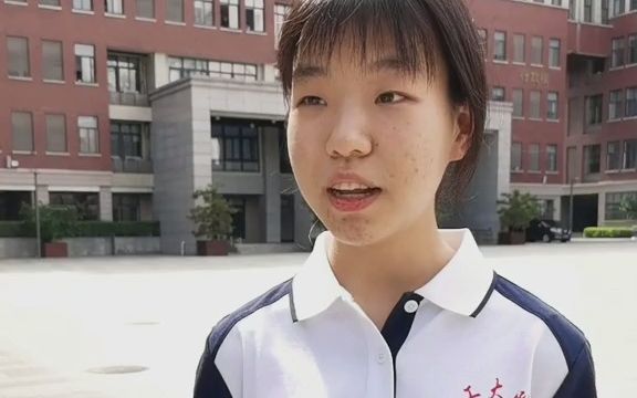 【学霸街访】工大附中怎么样?听这位同学解答一下哔哩哔哩bilibili