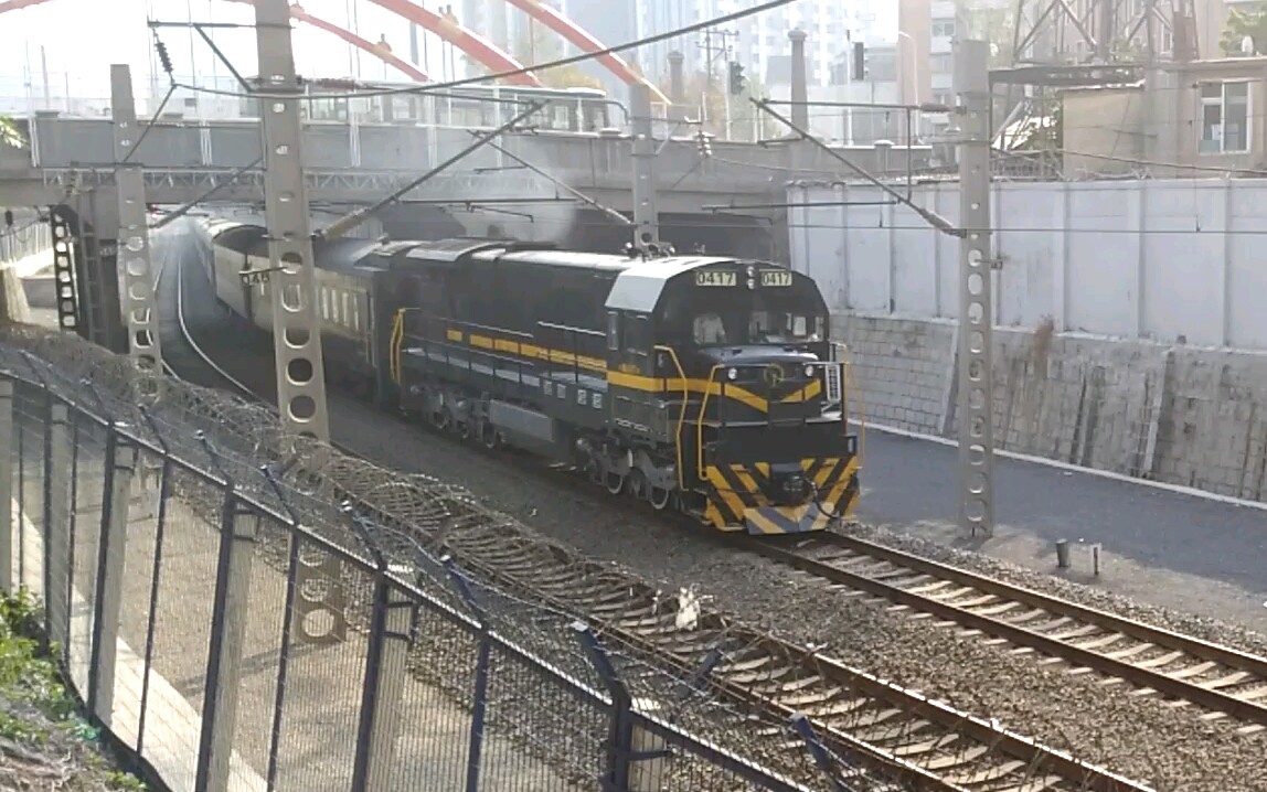 nd5-0417牽引0k929次;ss9-0005牽引k7352次