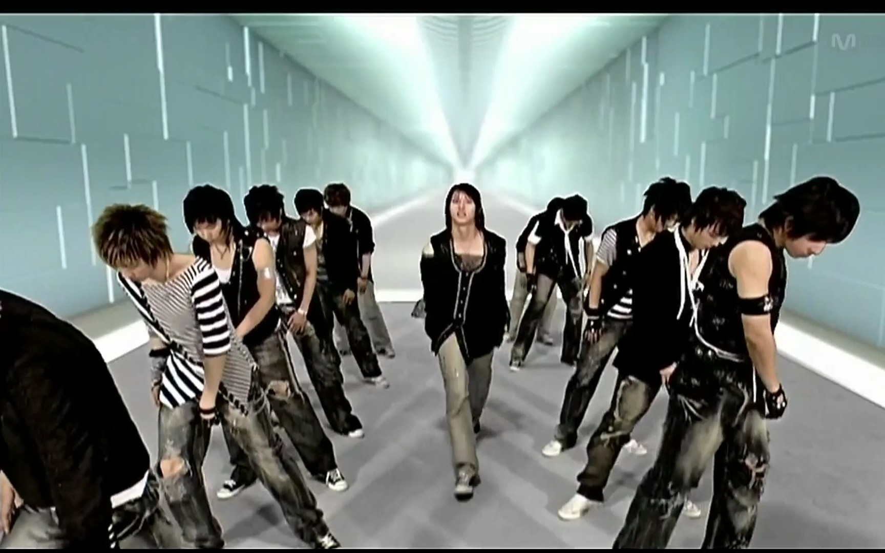 [图]【感人画质】洗版软中字 Super Junior—U(2006) 1080P MV 老少年的少年时光 高清