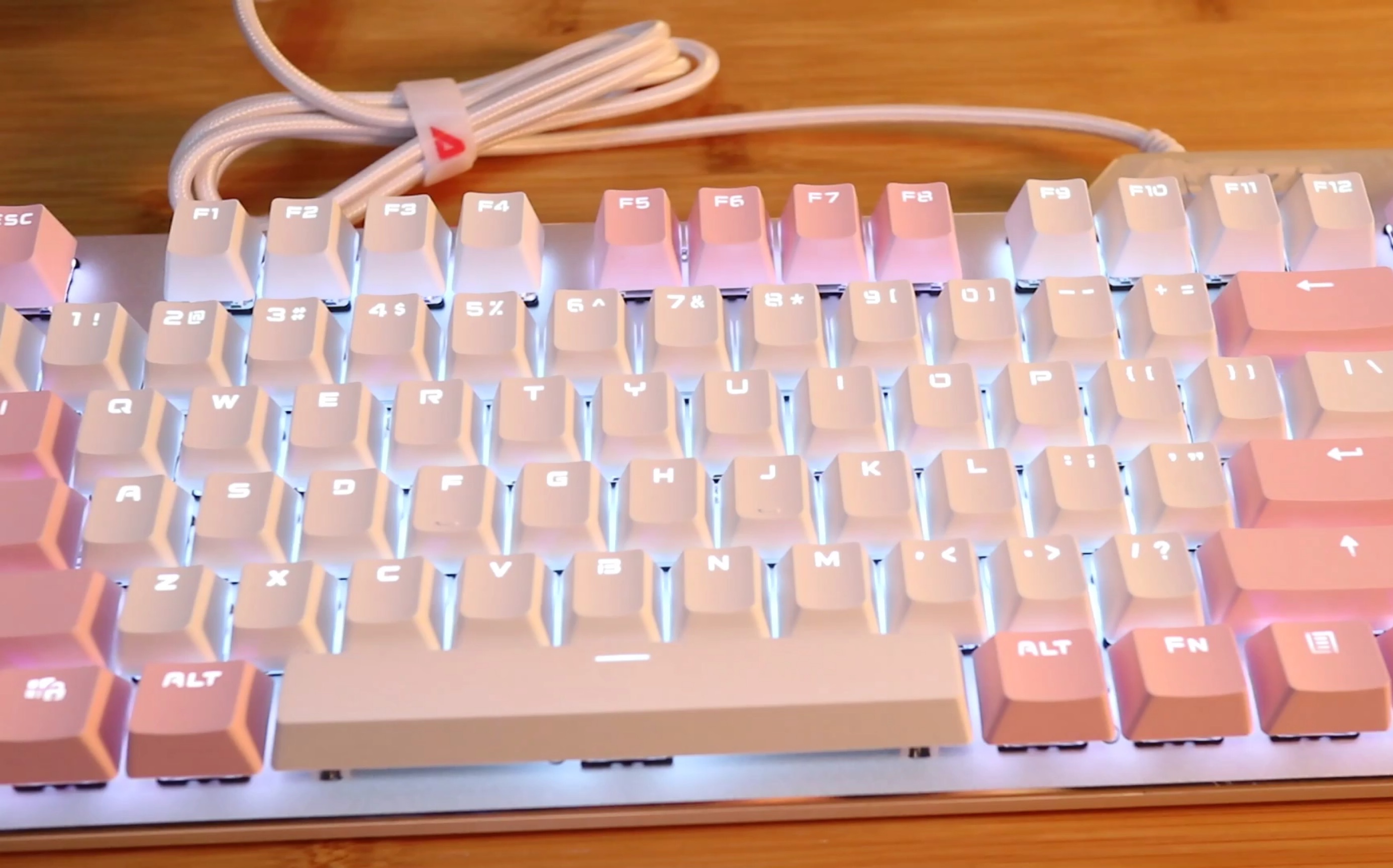 活动作品黑爵ak35i机械键盘灯光效果展示