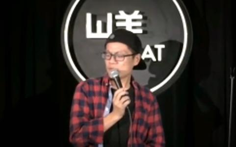 [图]7分钟21次反转的单口喜剧表演，三