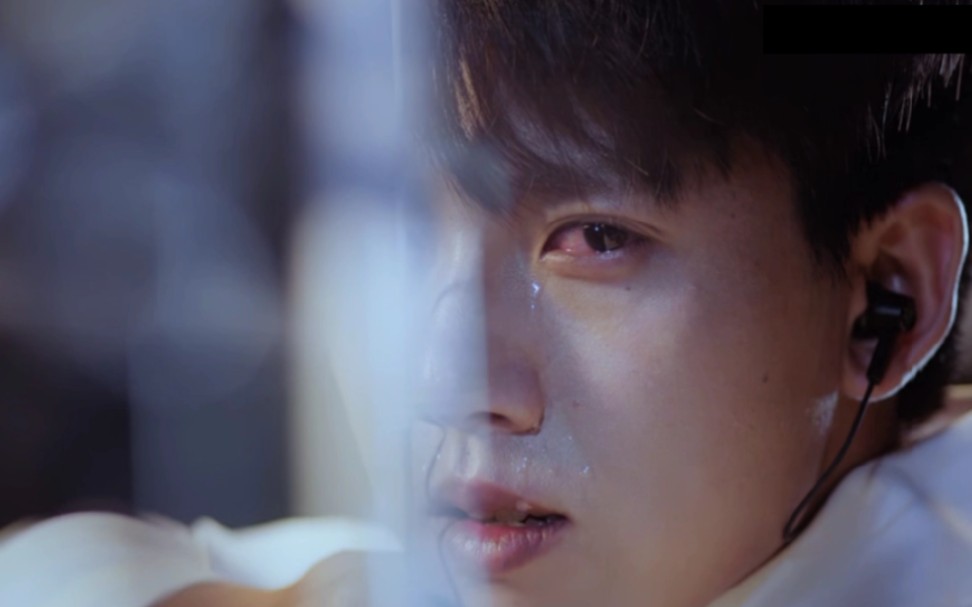 【全世界最好的你】放放哭戏小合集,眼眶红得让人心疼,张耀哥哥演技很