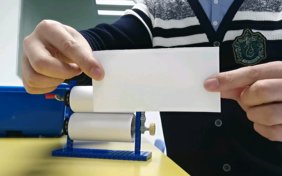 乐高魔术《印钞机》_哔哩哔哩 (゜-゜)つロ 干杯~-bilibili