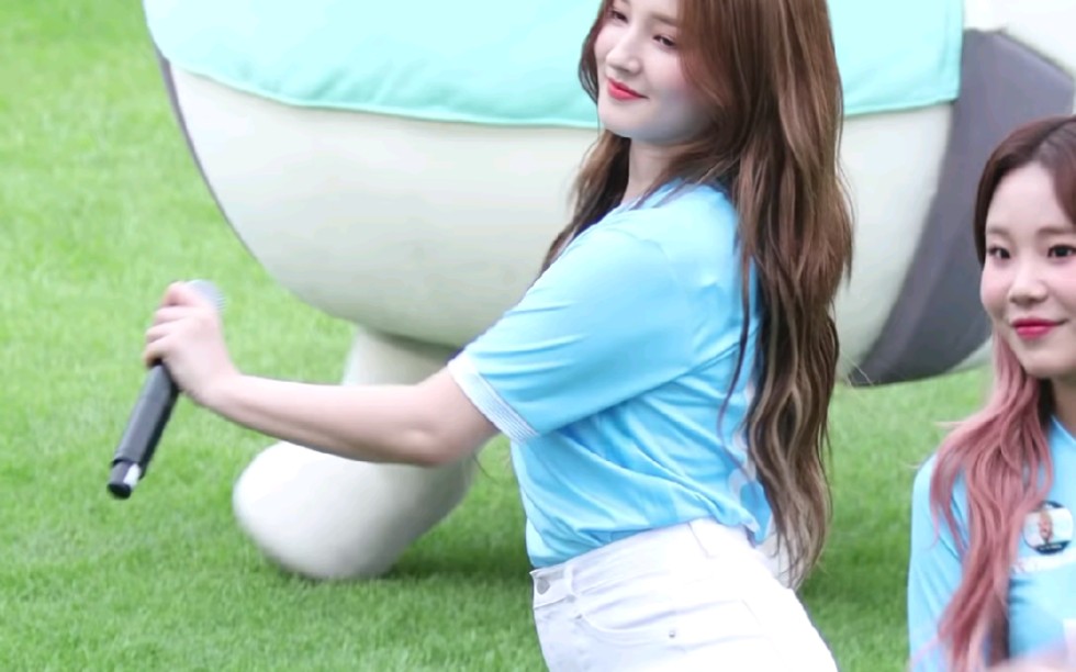 [2k蓝光] momoland 190526 nancy直拍(bboom 中场介绍 im so hot)