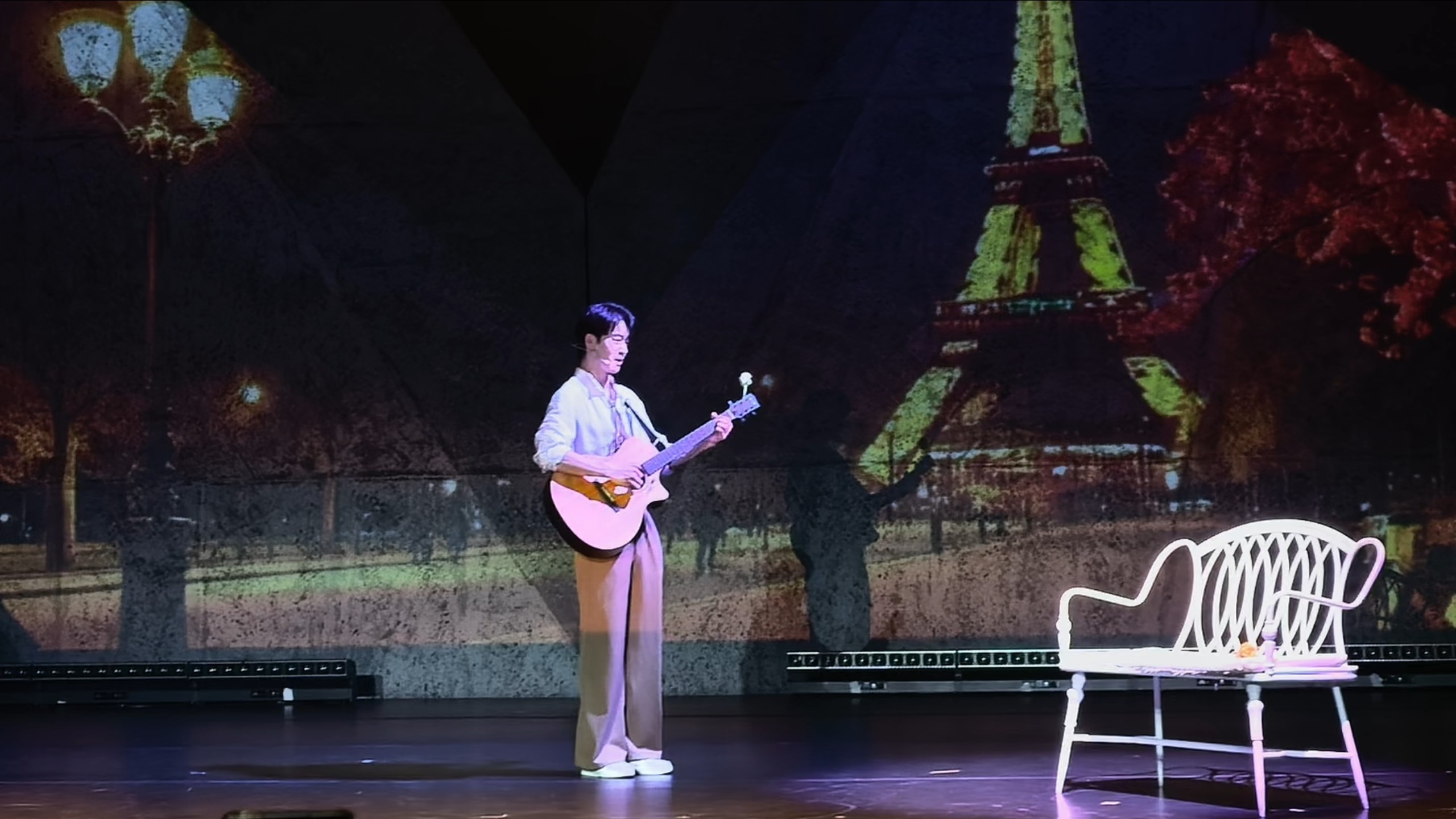 男团沉浸式舞剧《境》 全华班 周日 上海交通银行前滩31演艺中心·黑匣子展演空间封面