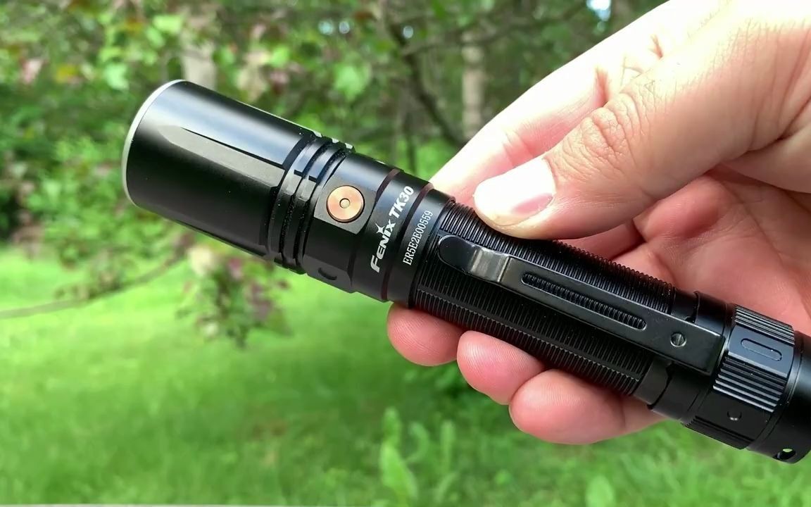 手电fenixtk30白激光手电