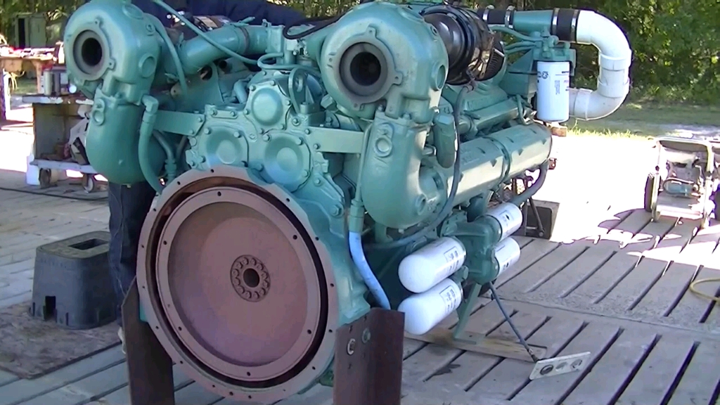 底特律12v92ta柴油机运行实录