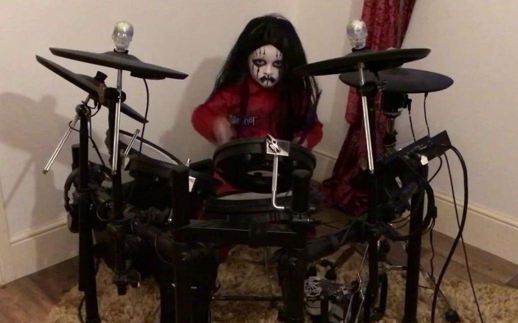 [图]【5岁鼓手翻奏】Slipknot Before I Forget- Drum cover. Caleb as mini Joey Jordison