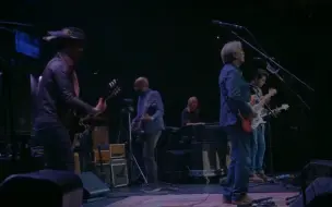 Download Video: Eric Clapton & John Mayer - Layla (Crossroads Guitar Festival - 2019)