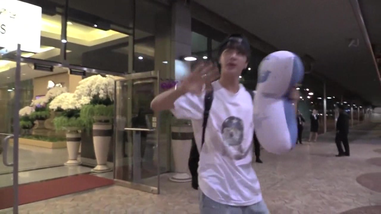 [图]150807 BTS in Thailand-中字