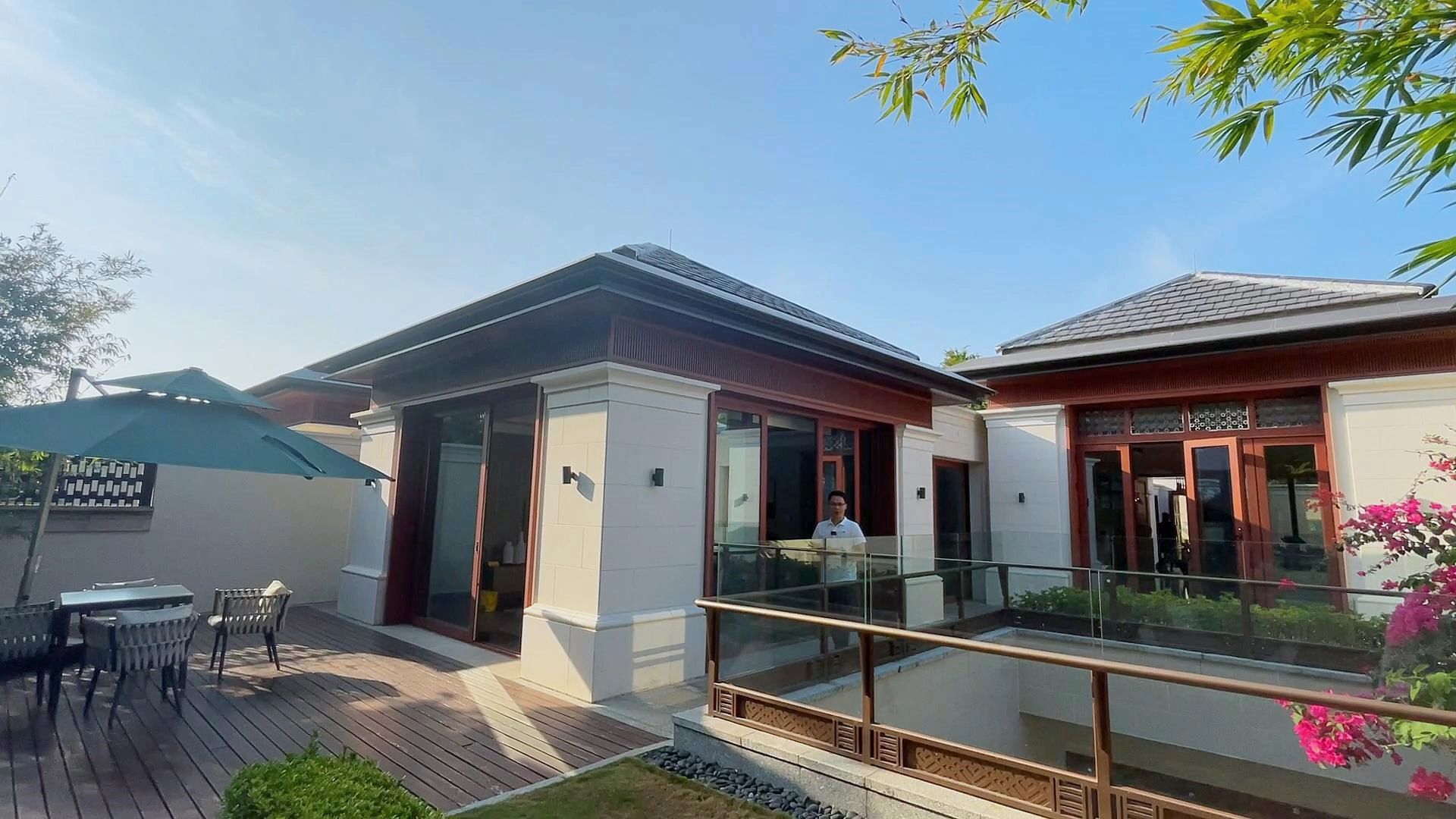 海棠湾126平独栋亲海别墅,2层5房2厅带花园