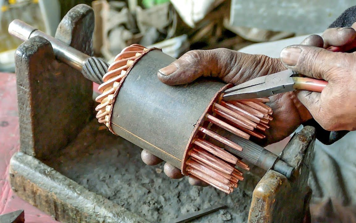 国外小作坊翻新电机转子全过程.