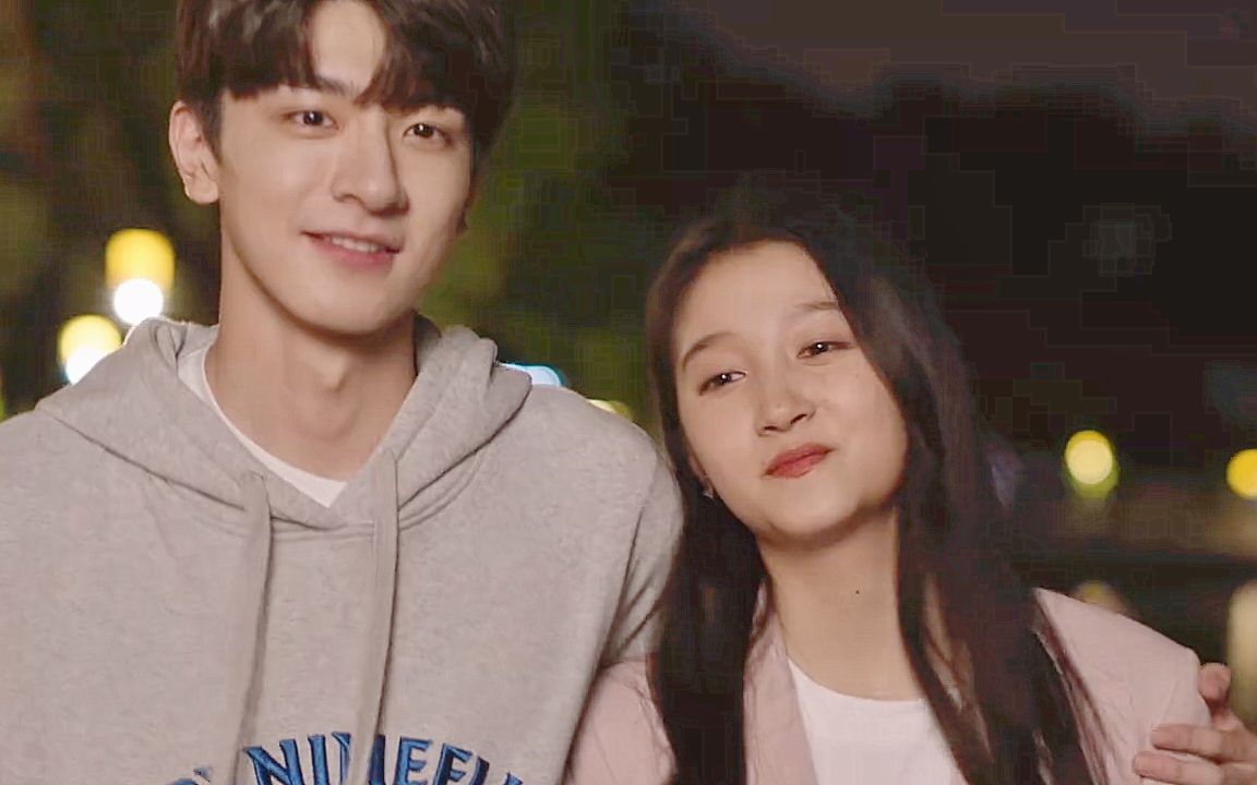 胡同:关晓彤婚后发现怀孕,贴耳悄悄告诉林一,林一竟吻上了上去