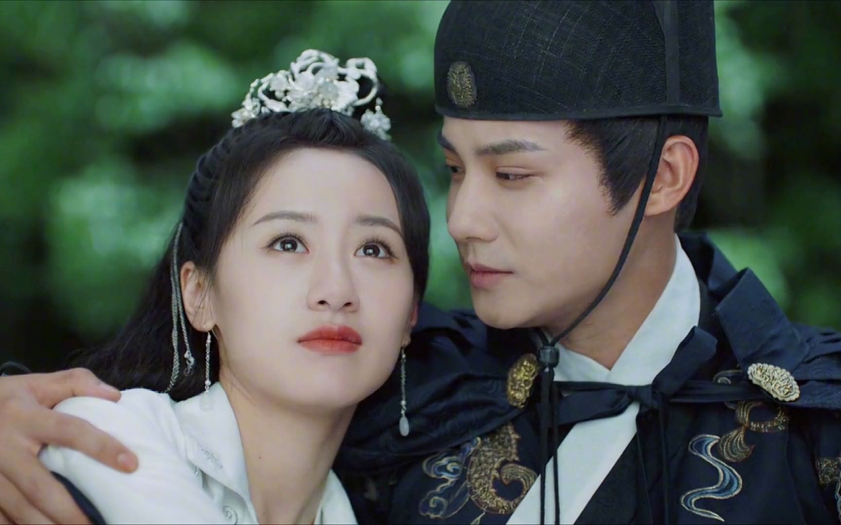 刘泠和沈彦的猪儿子死了,刘泠伤心难过,沈宴在线安慰