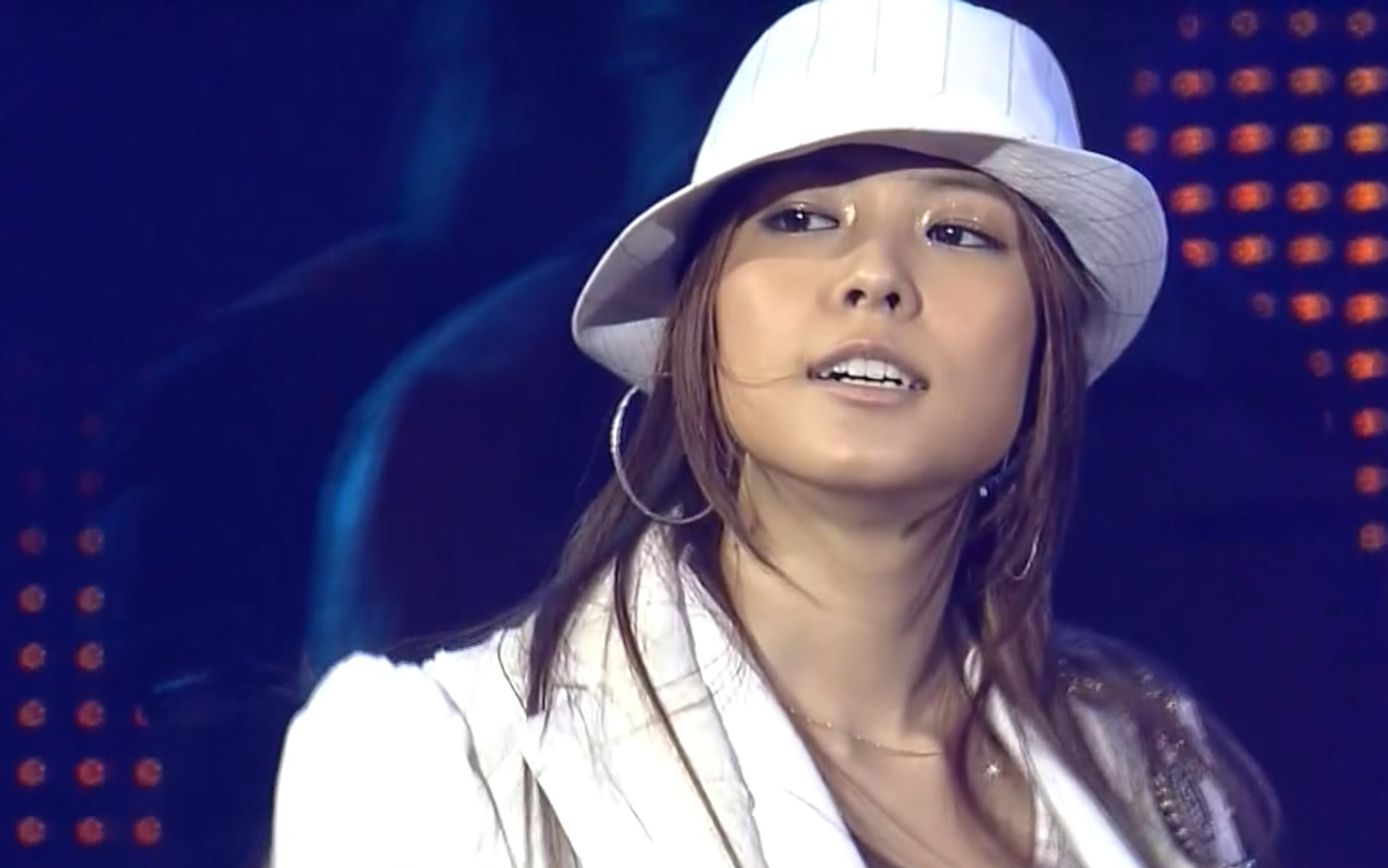 【1080p 自录】2005年韩国歌谣大战 - boa 舞台演出部分