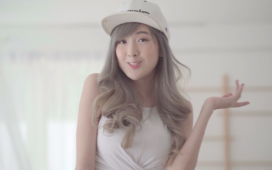 girlslikeyoumv4k高清小姐姐警告