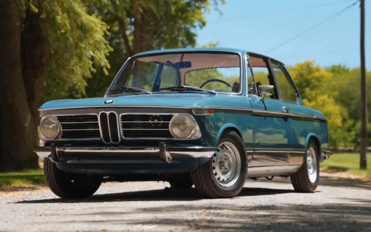 宝马2002 tii,那种典雅美,触动心弦!_哔哩哔哩_bilibili