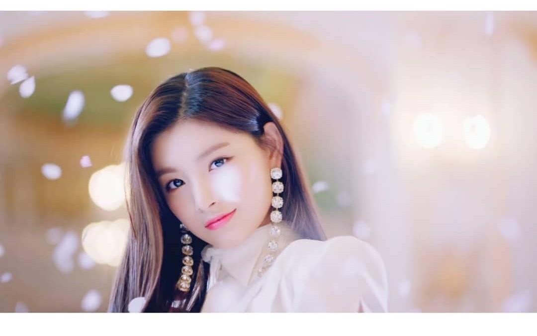 石头最新女团预告 everglow