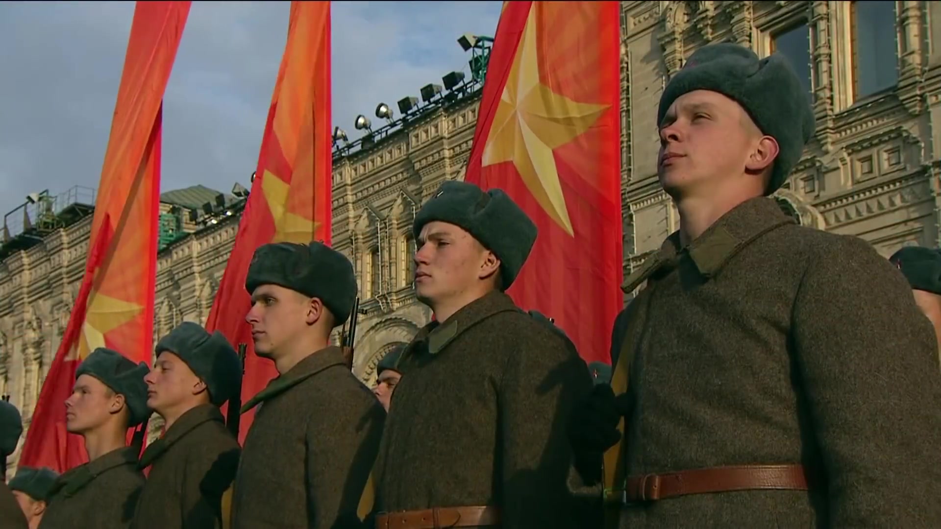 俄罗斯联邦国歌节选自纪念1107阅兵式